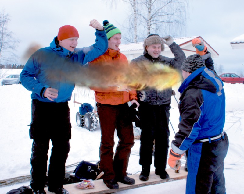 Jynkkä! Jynkkä! Jynkkä!